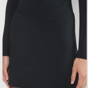 Aritzia Black Contour Mini Skirt